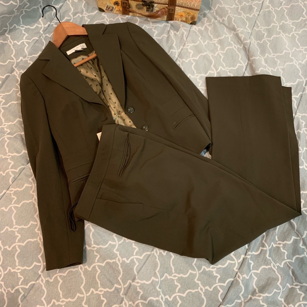 Pants Suit